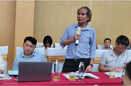 Ông Nguyễn Duy Bình - Chuyên gia tài nguyên nước phát biểu tại Hội thảo 07