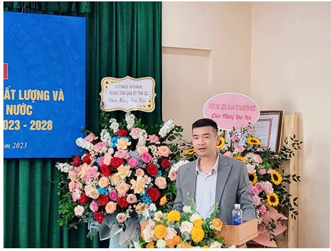 Ông Nguyễn Minh Lân – Bí thư Chi bộ, Giám đốc Trung tâm  phát biểu chỉ đạo tại Đại hội 080501 2