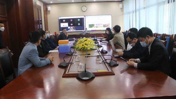 Toàn cảnh hội đồng nghiệm thu. 8c-696x391