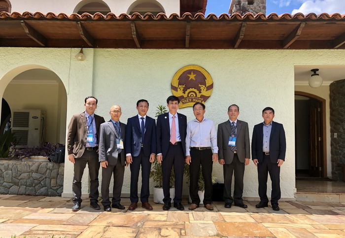 Thứ trưởng Trần Quý Kiên và đoàn thăm và làm việc với Đại sứ quán Việt Nam tại Bra-xin 02-meeting-vietnamese-embassy-in-brasilia