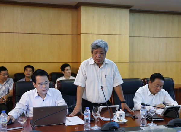 Thứ trưởng Nguyễn Linh Ngọc phát biểu tại cuộc họp