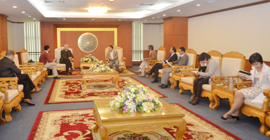 Tin_Hung_-_tiep_Italia_1