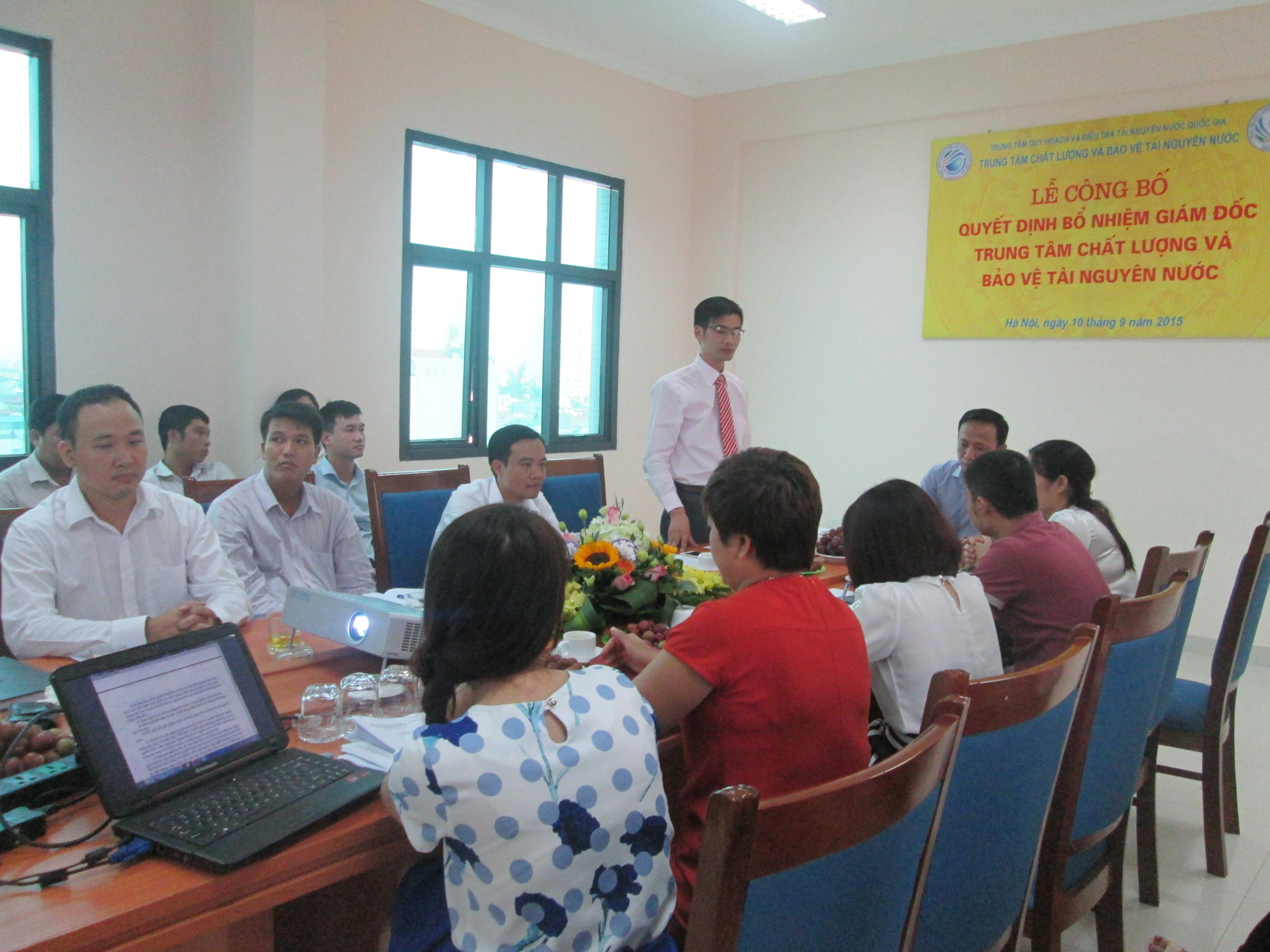 Ông Nguyễn Minh Lân – Tân Giám đốc Trung tâm Chất lượng và Bảo vệ tài nguyên nước phát biểu tại buổi lễ IMG 6102-compressed 1