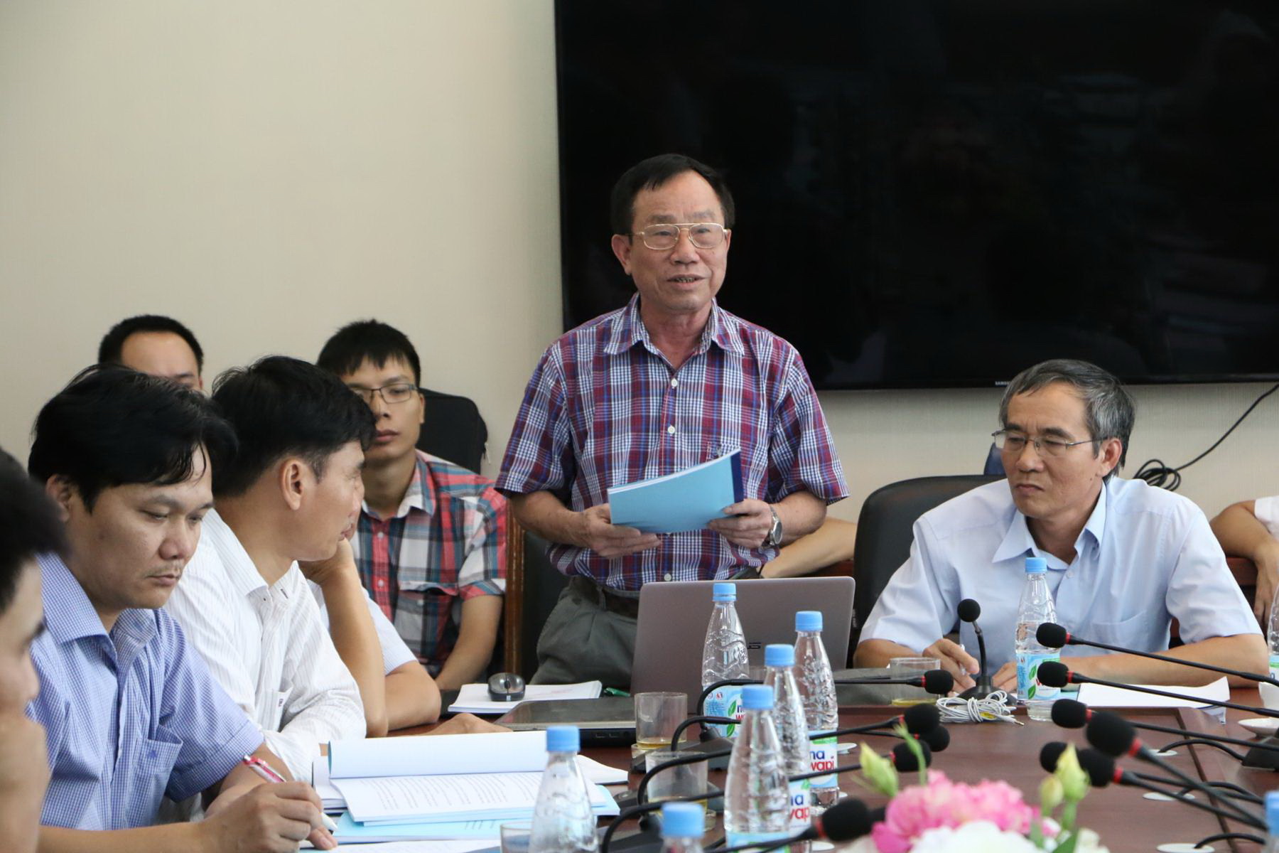 PGS.TS Đoàn Văn Cánh phát biểu ý kiến đóng góp tại Hội thảo